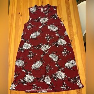 Floral Sleeveless Dress in Burgundy and White